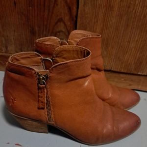 Frye ankle bootie